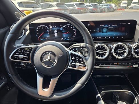 Used 2023 Mercedes-Benz GLA 250 4MATIC image 17
