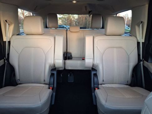 Certified 2023 Ford Expedition Limited image 13