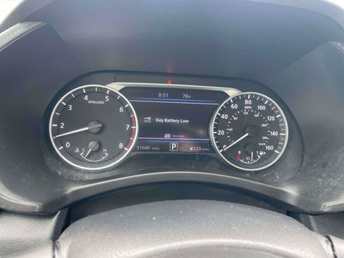 Used 2023 Nissan Sentra SV FWD image 9