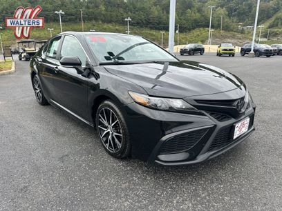 Used 2023 Toyota Camry SE
