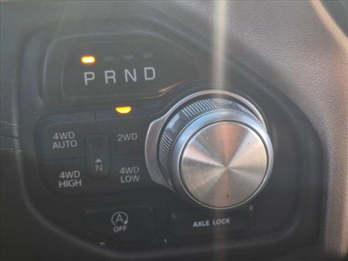 Used 2019 RAM 1500 Limited AWD/4WD image 10