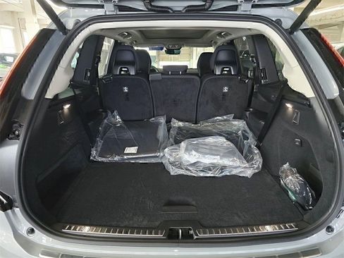 New 2026 Volvo XC90 T8 Plus w/ Protection Package Premier image 15
