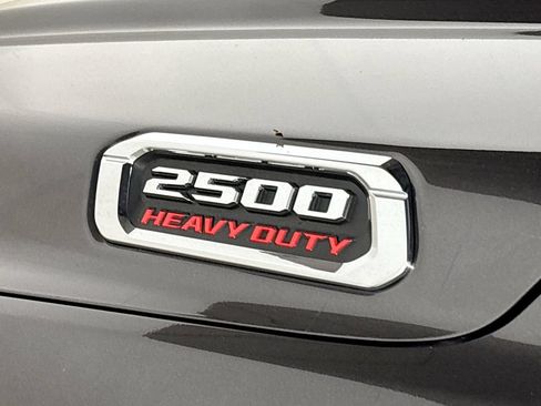 New 2026 RAM 2500 Laramie AWD/4WD image 24