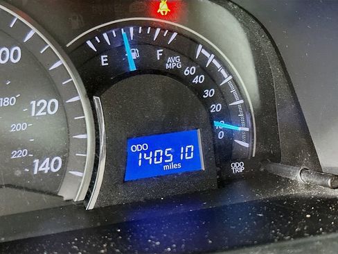 Used 2015 Toyota Camry LE FWD image 13