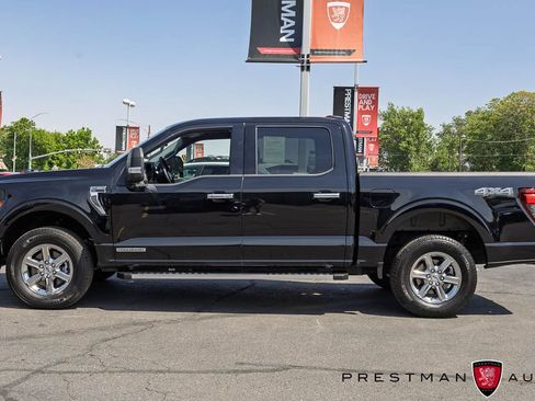 Used 2025 Ford F150 XLT w/ Equipment Group 302A MID AWD/4WD image 15