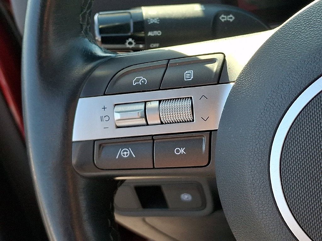 Used 2025 Hyundai Kona SEL AWD/4WD image 20