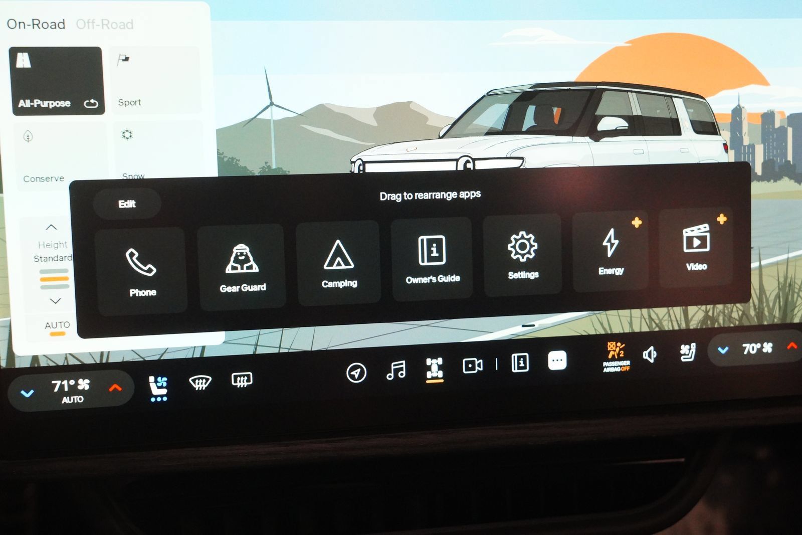 Used 2023 Rivian R1S Launch Edition Quad AWD/4WD image 28