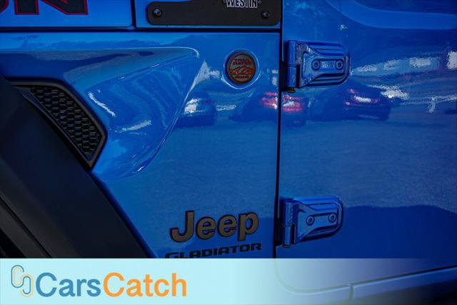 Used 2021 Jeep Gladiator Rubicon AWD/4WD image 16