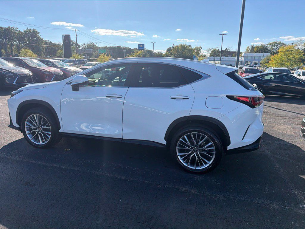Used 2026 Lexus NX 350h AWD w/ Accessory Package (2T) image 21