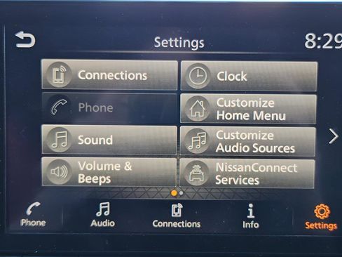 Used 2023 Nissan Rogue SV FWD image 24