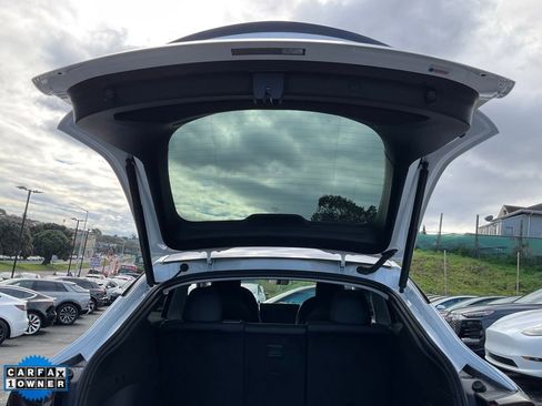 Used 2020 Tesla Model Y Long Range image 9