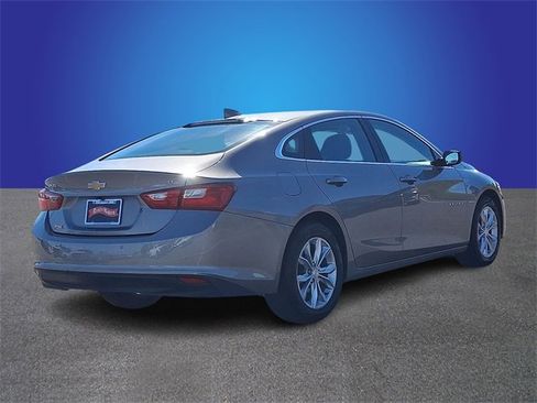 Used 2024 Chevrolet Malibu LT image 4