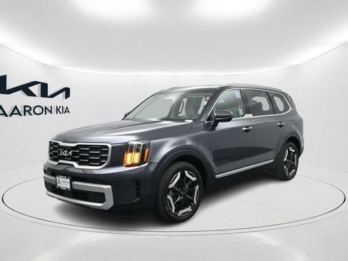 Used 2024 Kia Telluride S w/ S Sunroof Package AWD/4WD image 1