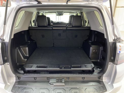 Used 2023 Toyota 4Runner TRD Off-Road Premium image 28