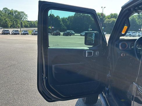 Used 2021 Jeep Gladiator Mojave AWD/4WD image 8