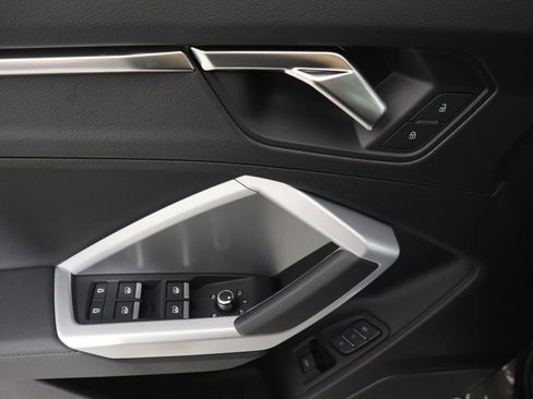New 2025 Audi Q3 2.0T Premium image 24