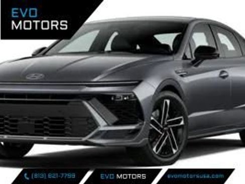 Used 2025 Hyundai Sonata SEL FWD image 1