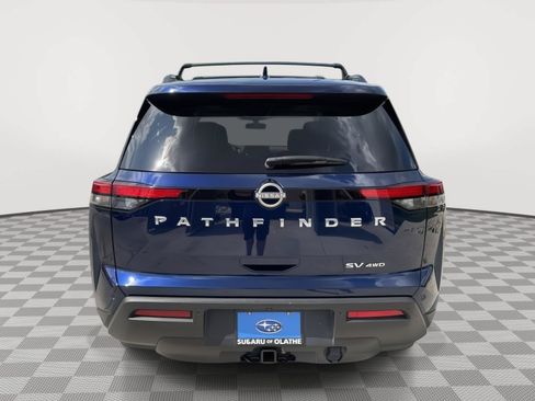 Used 2024 Nissan Pathfinder SV w/ SV Premium Package AWD/4WD image 12