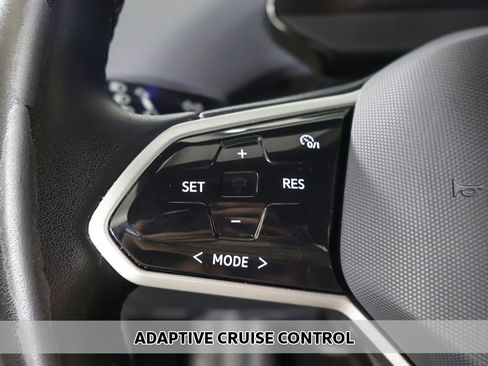 Used 2023 Volkswagen ID.4 Pro AWD/4WD image 4
