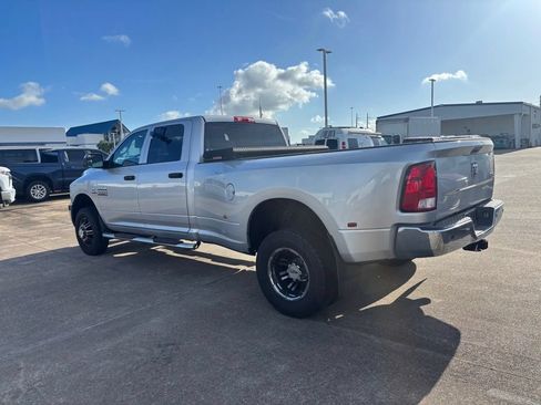 Used 2018 RAM 3500 Tradesman w/ Chrome Appearance Group AWD/4WD image 8