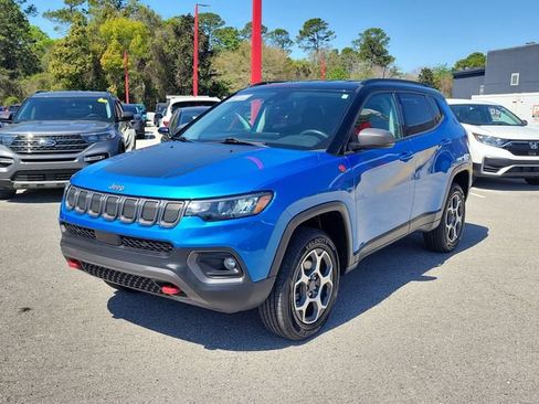 Used 2022 Jeep Compass Trailhawk AWD/4WD image 5