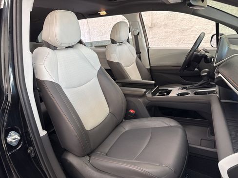 Certified 2023 Toyota Sienna XSE image 52
