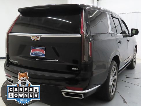 Used 2023 Cadillac Escalade Premium Luxury Platinum RWD image 3