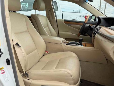 Used 2014 Lexus LS 460 L image 21