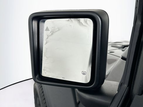 Used 2020 Jeep Gladiator Rubicon AWD/4WD image 16