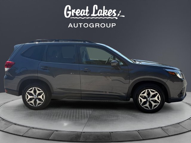 Used 2023 Subaru Forester Premium AWD/4WD image 6