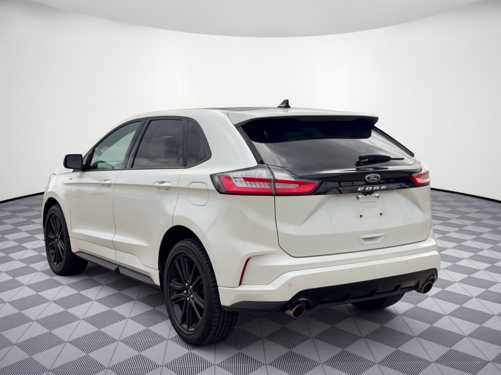 Used 2021 Ford Edge ST-Line FWD image 3