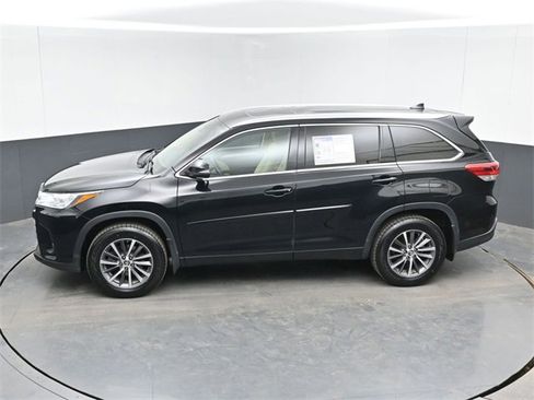 Used 2018 Toyota Highlander XLE w/ Protection Package #3 image 41