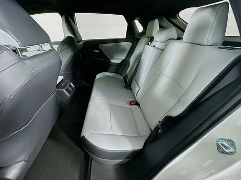 New 2026 Subaru Solterra Premium image 30