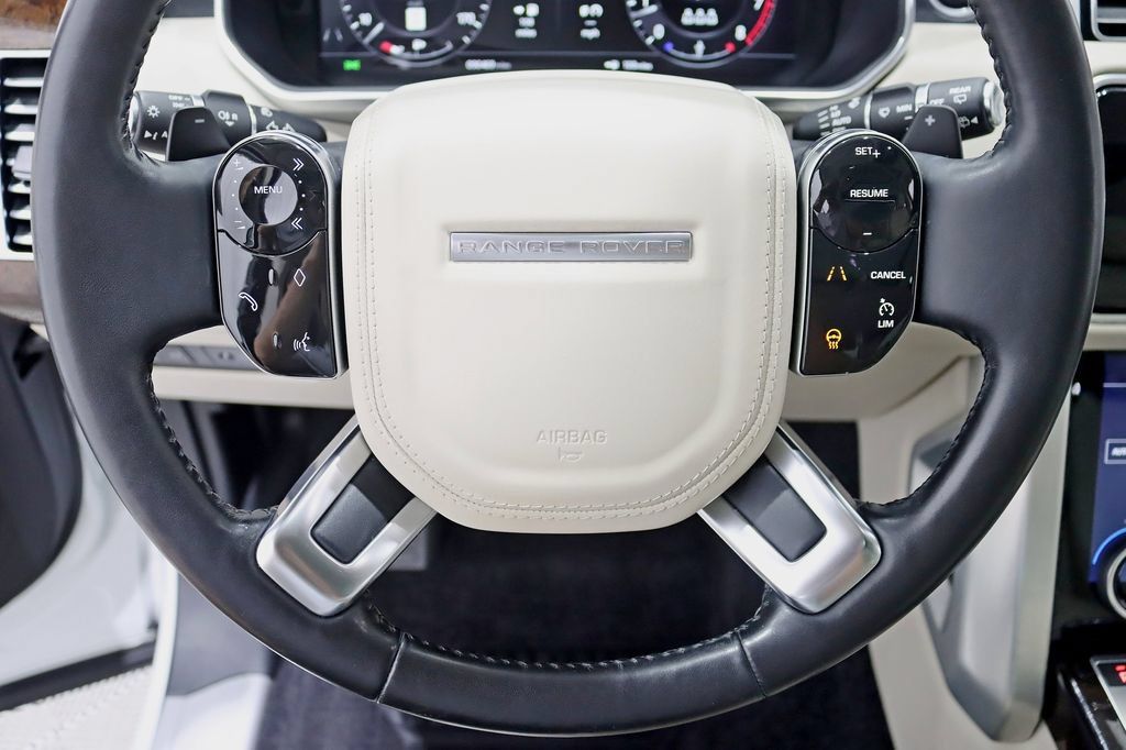 Used 2020 Land Rover Range Rover HSE AWD/4WD image 14