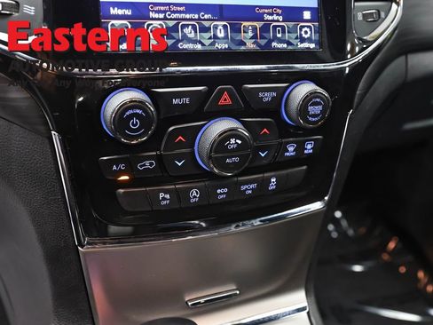 Used 2022 Jeep Grand Cherokee Laredo E w/ Security & Convenience Group image 20