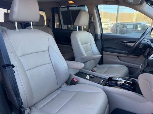 Used 2018 Honda Pilot Elite image 17