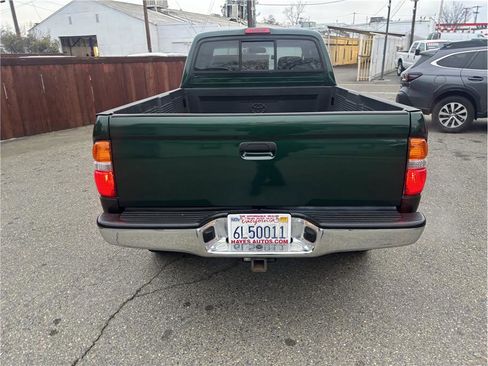 Used 2001 Toyota Tacoma PreRunner image 7