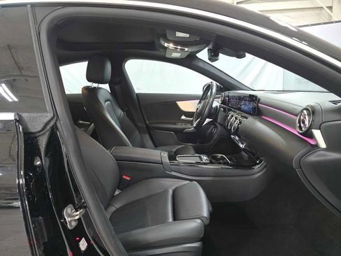 Used 2025 Mercedes-Benz CLA 250 4MATIC image 10