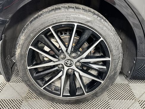 Used 2024 Toyota Camry SE FWD image 30