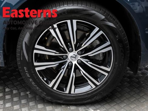 Used 2022 Volvo XC60 B6 Inscription w/ Advanced Package image 31