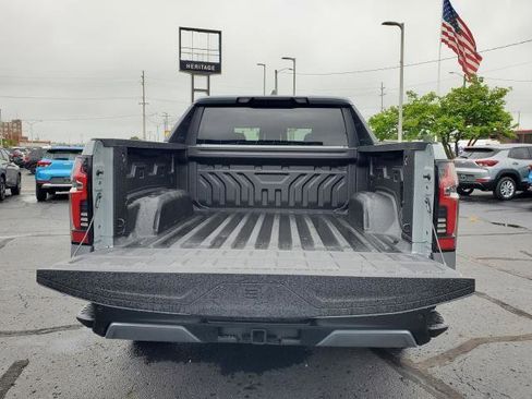 New 2026 Chevrolet Silverado EV LT image 25