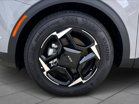 Certified 2026 Kia Sportage EX image 10