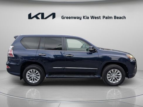 Used 2018 Lexus GX 460 image 8