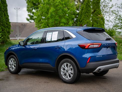 Used 2023 Ford Escape Active w/ Tech Pack #1 image 7