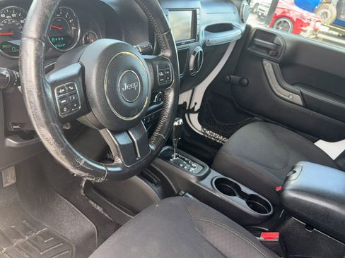 Used 2016 Jeep Wrangler Unlimited Sport AWD/4WD image 16