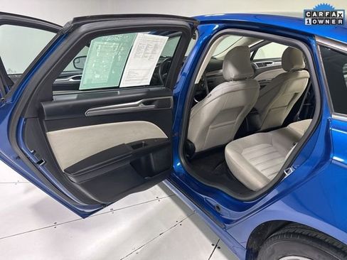 Used 2017 Ford Fusion S image 22