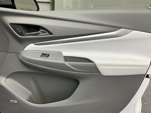 Used 2022 Chevrolet Bolt EUV Premier w/ Sun & Sound Package image 16