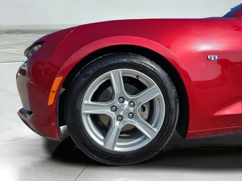 Used 2022 Chevrolet Camaro LT RWD image 26