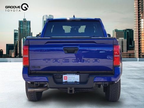 Used 2024 Toyota Tacoma TRD Off-Road AWD/4WD image 4