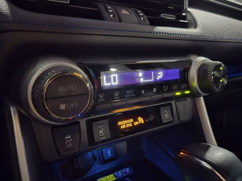 Used 2022 Toyota RAV4 XSE image 22